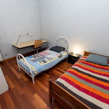 Anna-Maria : Grand Appartement 10 Personnes+Parking Prive -Actif+ Location- Marselha Exterior foto
