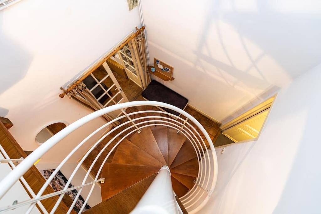 Anna-Maria : Grand Appartement 10 Personnes+Parking Prive -Actif+ Location- Marselha Exterior foto