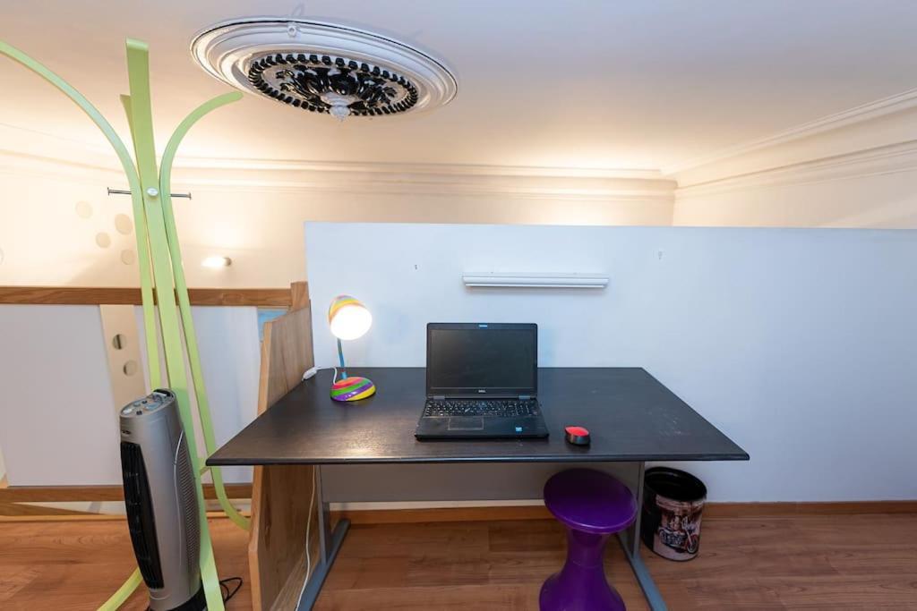 Anna-Maria : Grand Appartement 10 Personnes+Parking Prive -Actif+ Location- Marselha Exterior foto