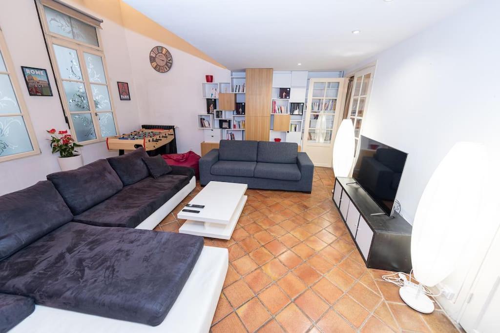 Anna-Maria : Grand Appartement 10 Personnes+Parking Prive -Actif+ Location- Marselha Exterior foto